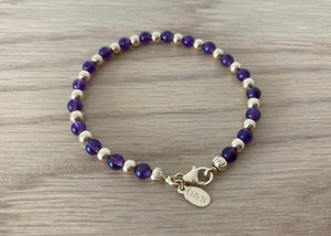 9 Carat Yellow Gold and Purple Amethyst Beaded Bracelet